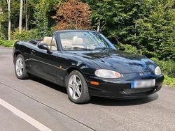 Schwarz Gebraucht 2000 Mazda MX5 Cabrio | 3.300 € (Guter Preis)