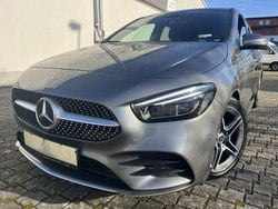 Grau Gebraucht 2019 Mercedes B200 AMG line Van / Kleinbus | 24.998 € (Fairer Preis)