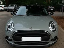 Grau Gebraucht 2021 Mini Cooper Clubman Kombi | 23.500 € (Etwas zu teuer)