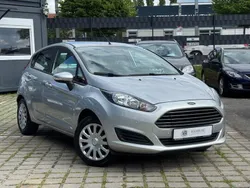 Silber Gebraucht 2015 Ford Fiesta Trend Kleinwagen | 6.570 € (Fairer Preis)