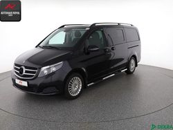 Obsidianschwarz Gebraucht 2018 Mercedes V220 AMG Van / Kleinbus | 32.740 €