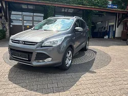 Grau Gebraucht 2014 Ford Kuga Titanium SUV | 8.950 € (Guter Preis)