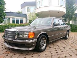 Braun Gebraucht 1983 Mercedes S500 SE Limousine | 17.990 €