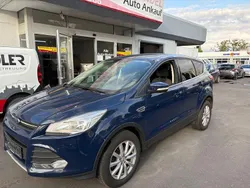 Blau Gebraucht 2015 Ford Kuga Trend SUV | 6.490 € (Fairer Preis)