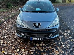 Grau Gebraucht 2008 Peugeot 207 CC Platinum Cabrio | 1.700 € (Fairer Preis)