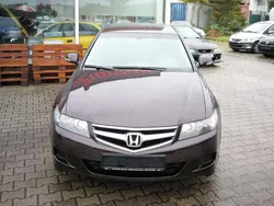 Braun Gebraucht 2006 Honda Accord Comfort Limousine | 8.250 €