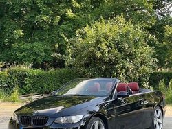 Schwarz Gebraucht 2007 BMW 330 Cabriolet Performance Cabrio | 9.500 € (Guter Preis)