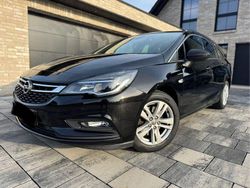 Schwarz Gebraucht 2018 Opel Astra Sport Kombi | 8.990 € (Guter Preis)