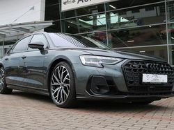 Grau Gebraucht 2024 Audi A8L S-Line Limousine | 105.900 €