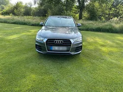 Grau Gebraucht 2018 Audi Q3 SUV | 17.500 € (Superpreis)