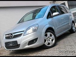Silber Gebraucht 2009 Opel Zafira Innovation Van / Kleinbus | 3.990 € (Guter Preis)