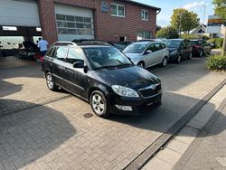 Schwarz Gebraucht 2013 Skoda Fabia Kombi | 3.199 €