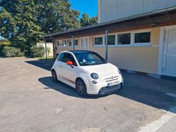 Weiß Gebraucht 2014 Fiat 500e Kleinwagen | 10.000 €