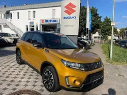Gold Gebraucht 2021 Suzuki Vitara Comfort+ SUV | 18.590 € (Fairer Preis)