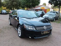 Schwarz Gebraucht 2015 VW Passat Limousine | 9.380 €