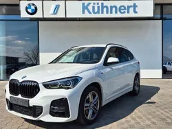 Alpinweiss iii Gebraucht 2022 BMW X1 M Sport SUV | 30.855 € (Fairer Preis)