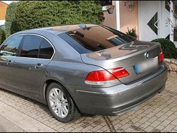 Grau Gebraucht 2006 BMW 740 Limousine | 8.500 € (Fairer Preis)
