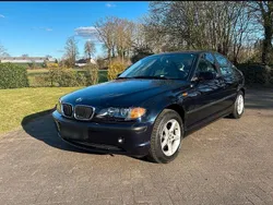 Blau Gebraucht 2003 BMW 318 Limousine | 3.000 €