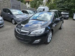 Schwarz Gebraucht 2012 Opel Astra Kombi | 4.950 € (Fairer Preis)