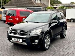Schwarz Gebraucht 2010 Toyota RAV4 Executive SUV | 9.499 € (Fairer Preis)