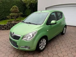 Grün Gebraucht 2008 Opel Agila Edition Limousine | 6.450 € (Etwas zu teuer)