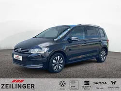 Deep black perleffekt Gebraucht 2024 VW Touran S Van / Kleinbus | 29.945 € (Guter Preis)