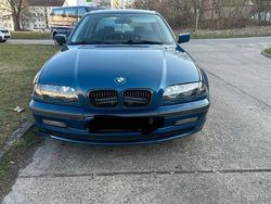 Blau Gebraucht 2001 BMW 316 Sport Line Limousine | 1.400 €