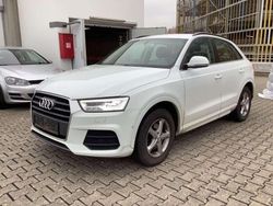 Gletscherweiß metallic Gebraucht 2016 Audi Q3 Sport SUV | 15.498 € (Fairer Preis)
