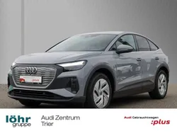 Kieselgrau Gebraucht 2022 Audi Q4 Sportback e-tron Ambiente SUV | 28.980 € (Guter Preis)