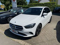 Polarweiss unilack Gebraucht 2020 Mercedes B180 Edition Van / Kleinbus | 25.500 € (Fairer Preis)