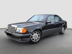 Blau Gebraucht 1992 Mercedes 500 Classic Limousine | 65.000 €