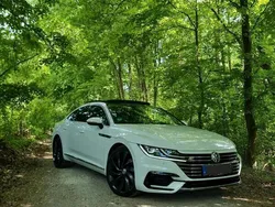 Weiß Gebraucht 2020 VW Arteon R-line Limousine | 32.690 € (Teuer)