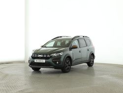 Grau Gebraucht 2024 Dacia Jogger Van / Kleinbus | 20.990 € (Fairer Preis)