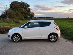 Weiß Gebraucht 2014 Suzuki Swift Comfort Kleinwagen | 7.300 € (Fairer Preis)