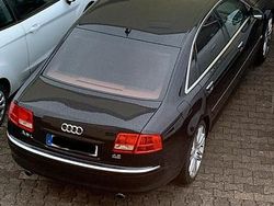 Schwarz Gebraucht 2006 Audi A8 Limousine | 9.000 € (Etwas zu teuer)