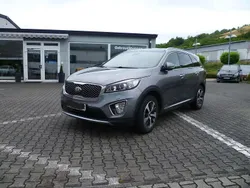 Graphite steel Gebraucht 2016 Kia Sorento Spirit SUV | 19.800 € (Guter Preis)