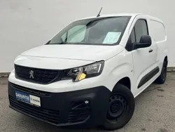 Farbe: Gebraucht 2021 Peugeot Partner Premium Van / Kleinbus | 19.420 € (Teuer)