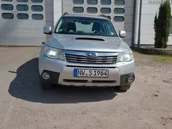 Silber Gebraucht 2010 Subaru Forester Comfort SUV | 2.950 € (Teuer)