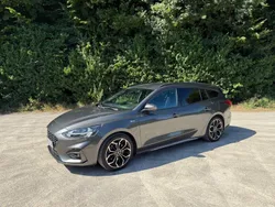 Grau Gebraucht 2019 Ford Focus ST-Line Kombi | 12.550 € (Superpreis)
