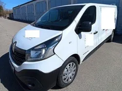 Weiß Gebraucht 2016 Renault Trafic Komfort Van | 5.355 € (Fairer Preis)