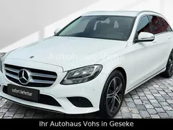 Weiß Gebraucht 2019 Mercedes C220 Avantgarde Limousine | 26.970 € (Fairer Preis)