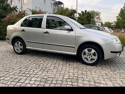 Silber Gebraucht 2004 Skoda Fabia Classic Limousine | 3.800 € (Teuer)