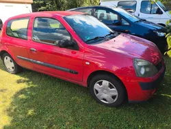 Rot Gebraucht 2005 Renault Clio Coupé | 490 €
