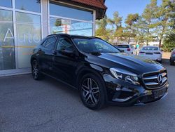 Schwarz Gebraucht 2015 Mercedes GLA200 Urban SUV | 17.590 € (Fairer Preis)