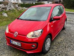 Rot Gebraucht 2011 VW up! Move Kleinwagen | 4.500 € (Teuer)