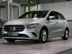 Iridiumsilber Gebraucht 2019 Mercedes B180 Style Van / Kleinbus | 19.820 € (Etwas zu teuer)