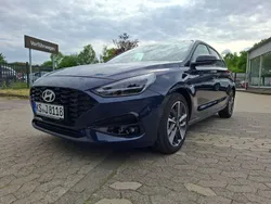 Blau Gebraucht 2024 Hyundai i30 Advantage Limousine | 22.990 € (Fairer Preis)