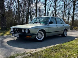 Grün Gebraucht 1983 BMW 525 Performance Limousine | 13.900 €