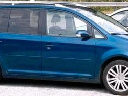 Blau Gebraucht 2009 VW Touran Van / Kleinbus | 5.000 € (Fairer Preis)