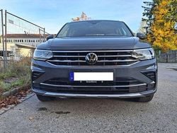 Grau Gebraucht 2023 VW Tiguan Elegance SUV | 33.500 € (Guter Preis)